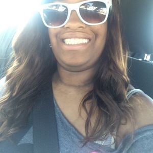 Meet your Posher, Luck